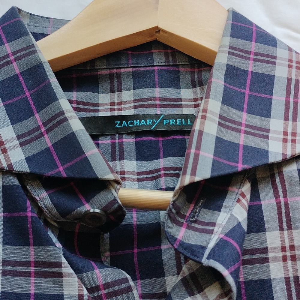Men's button downs size Large - Picture 2 of 5